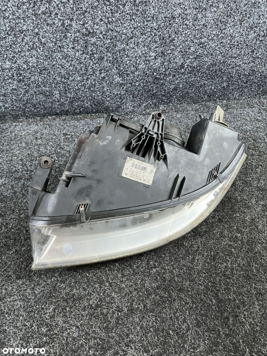 vw passat b5 fl reflektor lampa prawy przód prawa przednia OE europa - 10