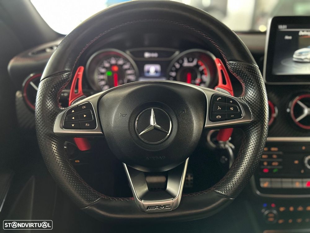Mercedes-Benz A 45 AMG 4-Matic - 14