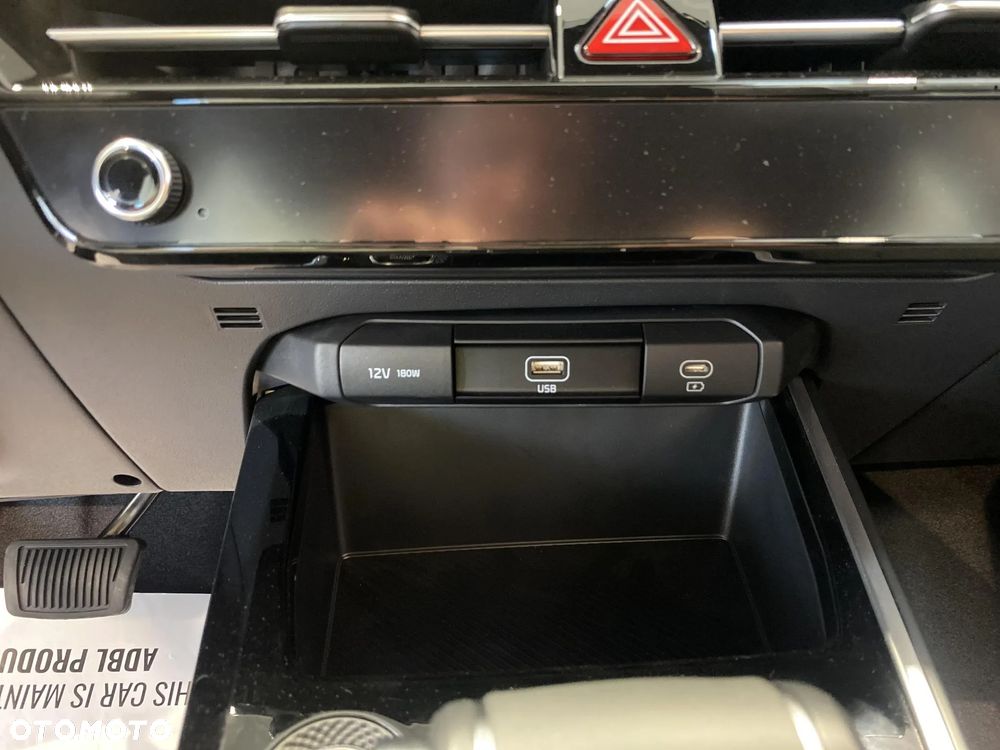 Kia Niro 1.6 GDI Hybrid M - 15