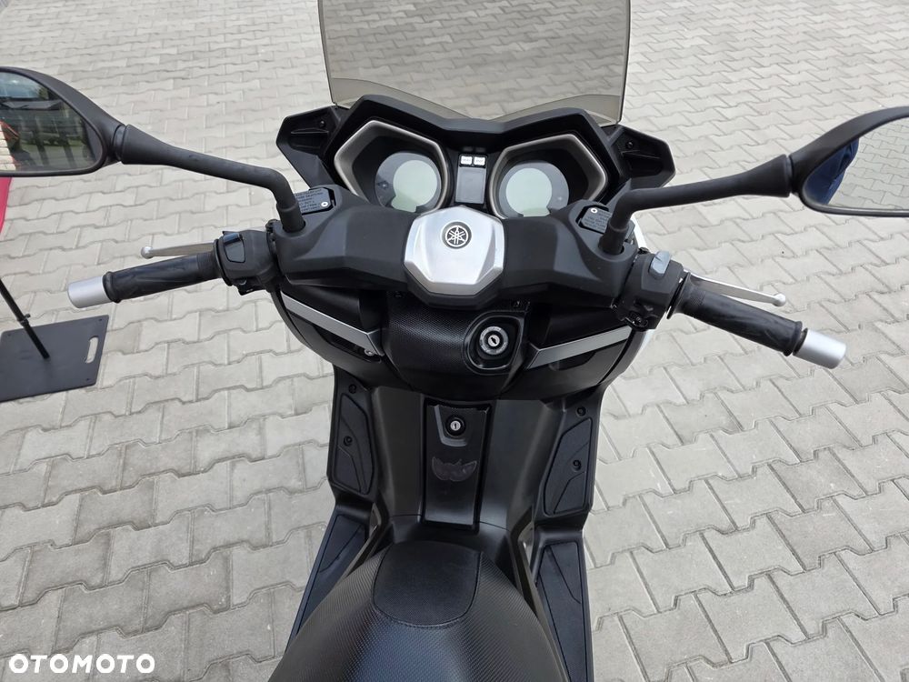 Yamaha X-max - 6