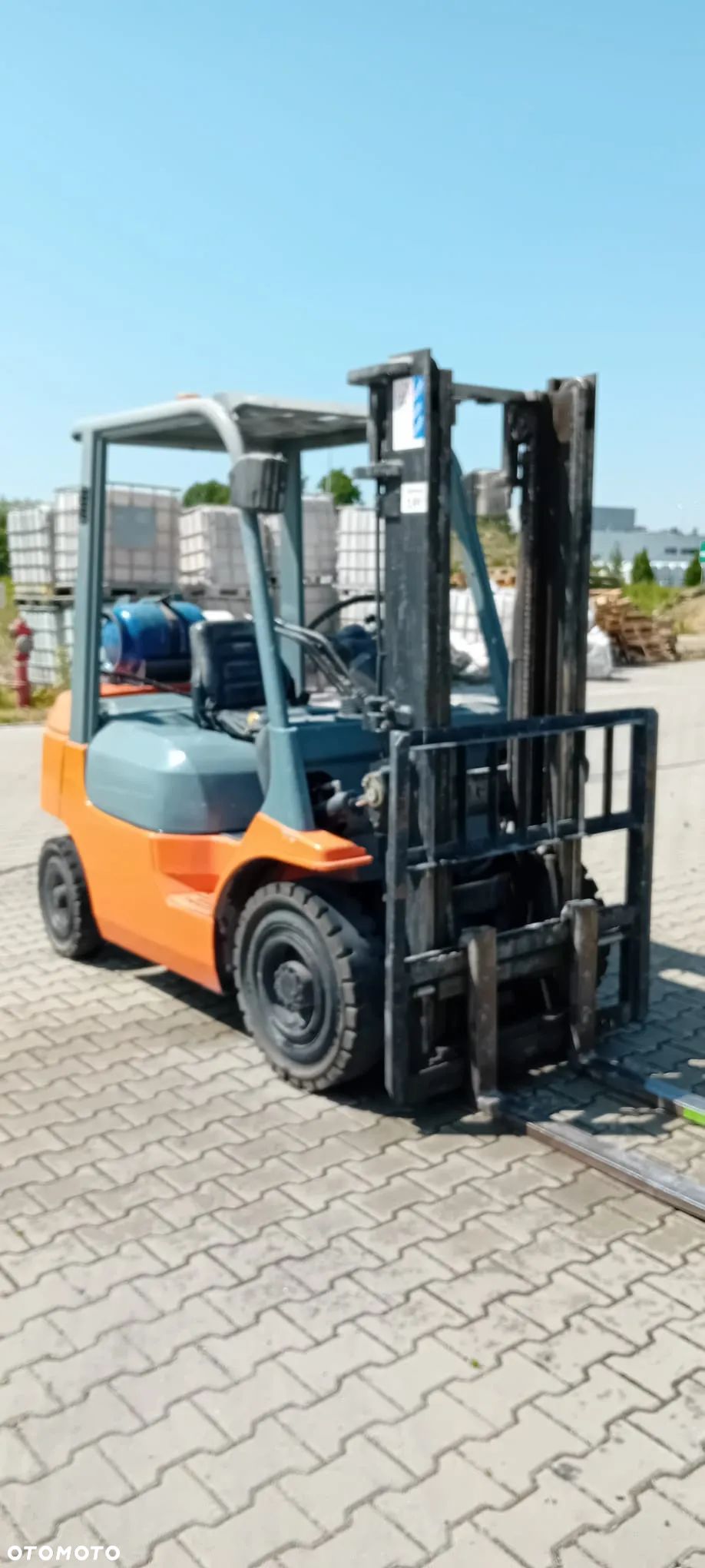 Toyota 42-7FGF20 - 1