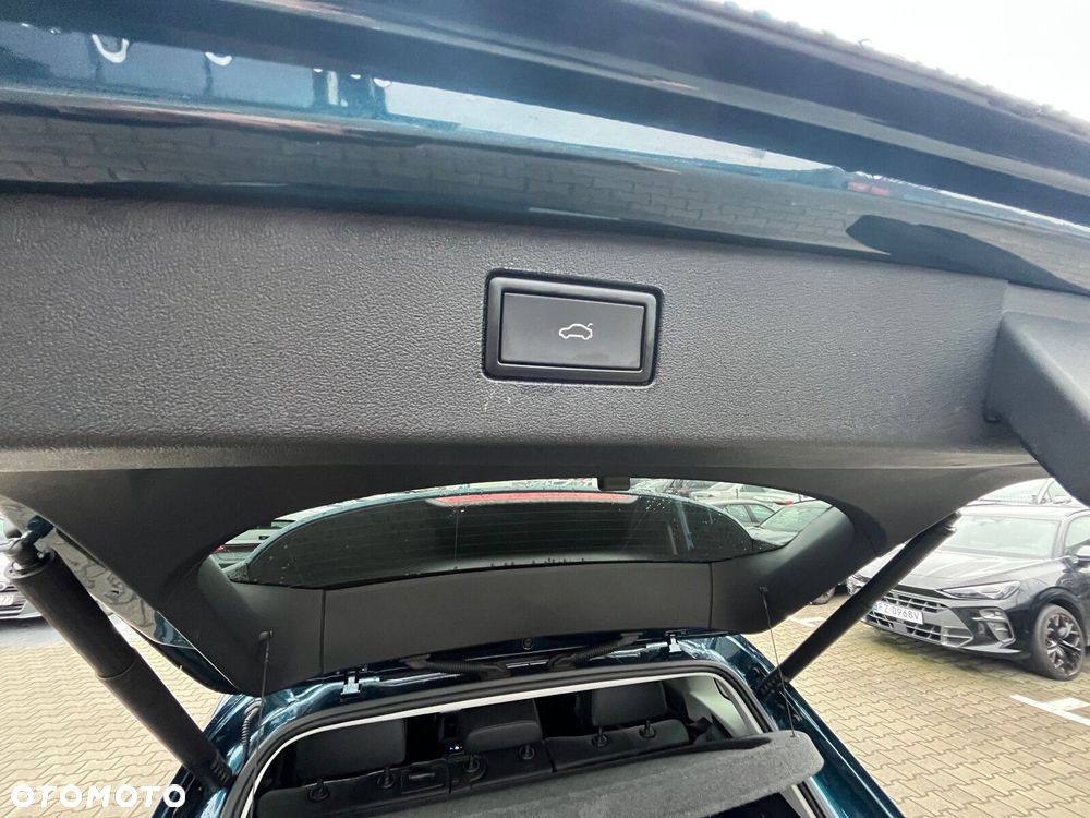 Volkswagen Tiguan - 24