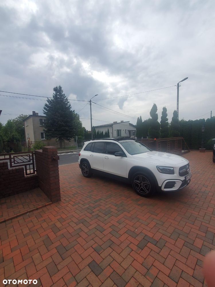Mercedes-Benz GLB 250 4Matic 8G-DCT Edition AMG Line - 2
