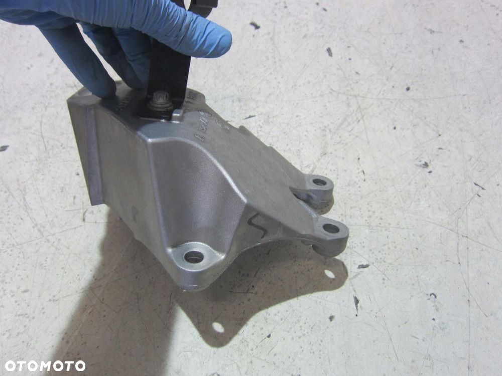 BMW X3 G01 B46 G02 G30 WSPORNIK SILNIKA LEWY ŁAPA LEWA 6864593 22116864593 - 6
