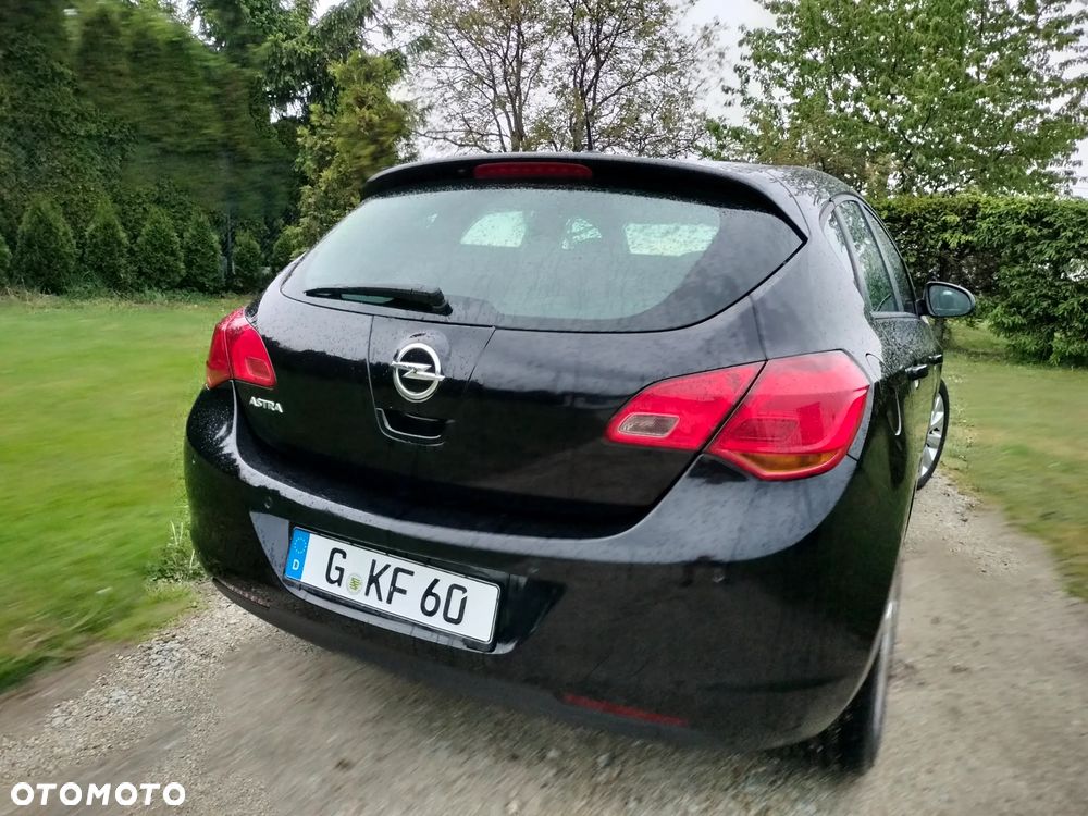 Opel Astra - 23