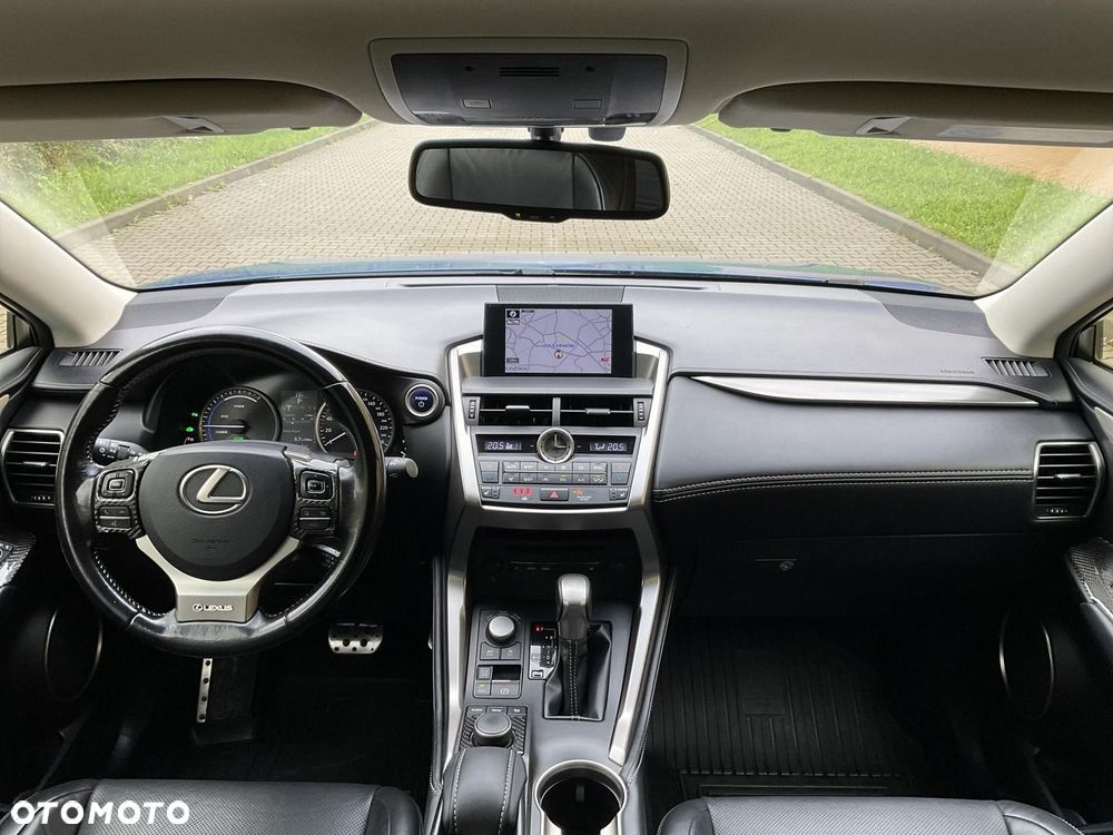 Lexus NX 300h Comfort AWD - 17