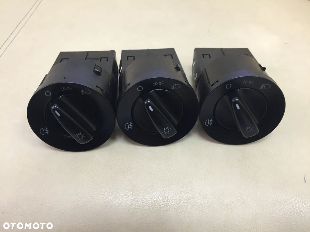 PRZEŁĄCZNIK WŁĄCZNIK ŚWIATEŁ VW PASSAT B5 FL/ BORA/ GOLF IV 1C0941531 LUB 1C0941531A - 14