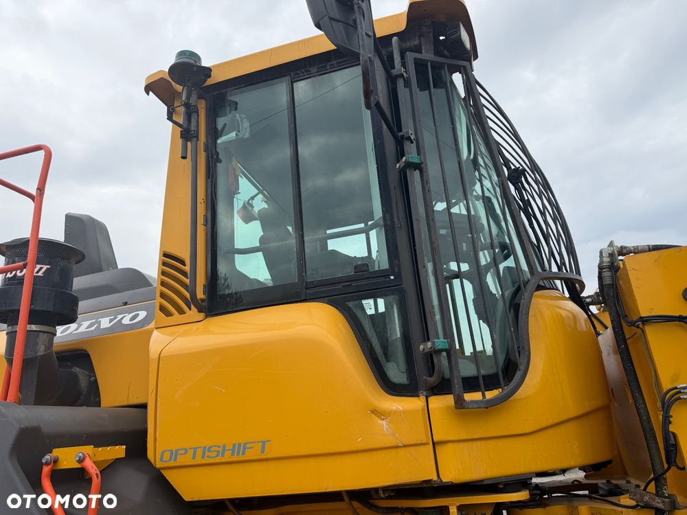Volvo L110H - 16