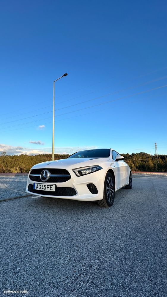 Mercedes-Benz A 250 Limousine e Style Plus - 2