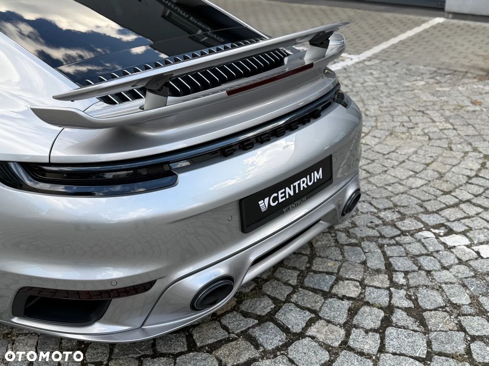 Porsche 911 Turbo S - 11