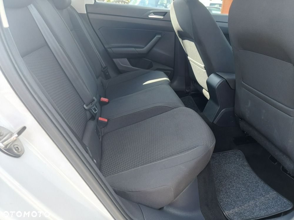 Volkswagen Polo 1.6 TDI SCR Trendline - 21