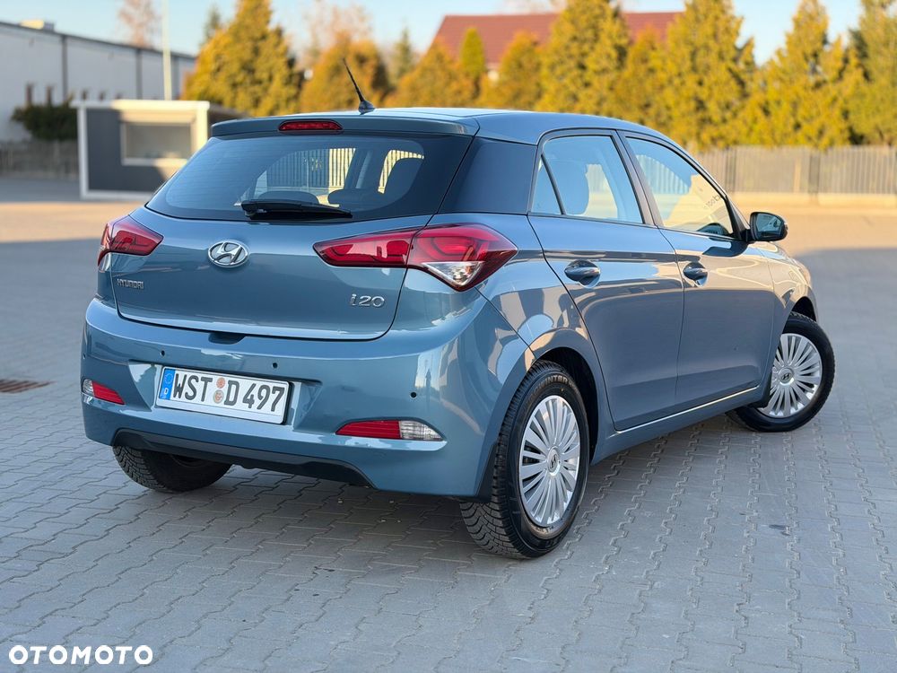 Hyundai i20 1.4 Comfort EU5 - 7