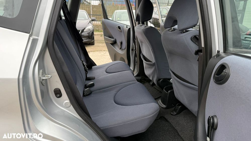 Honda Jazz 1.4 CVT LS - 8