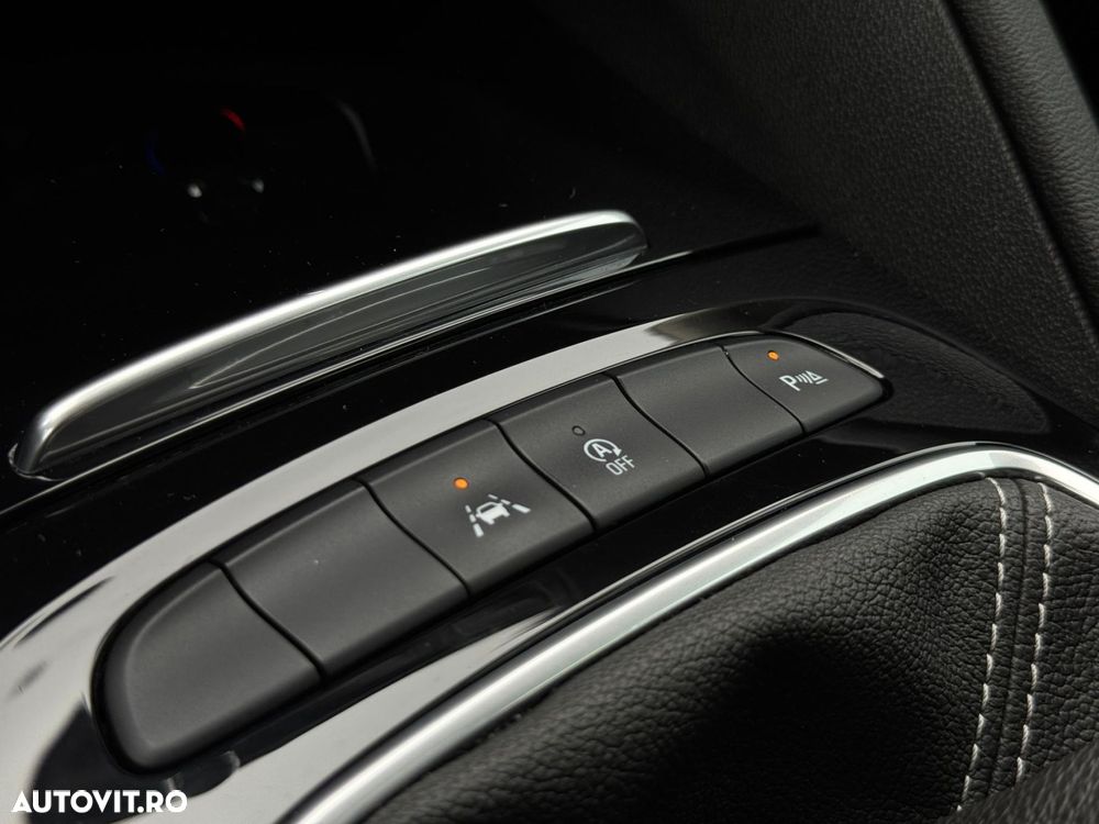 Opel Insignia - 13