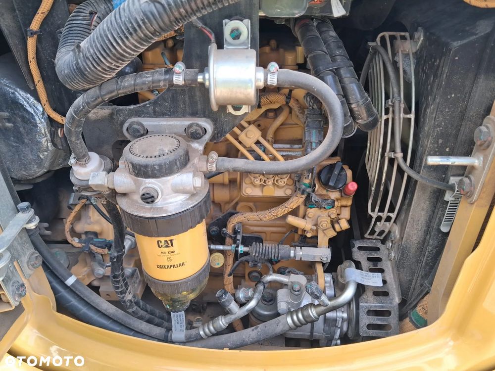 Caterpillar 302,7 CR    / 302. 303, 301.8 , 304 , 305 - 5