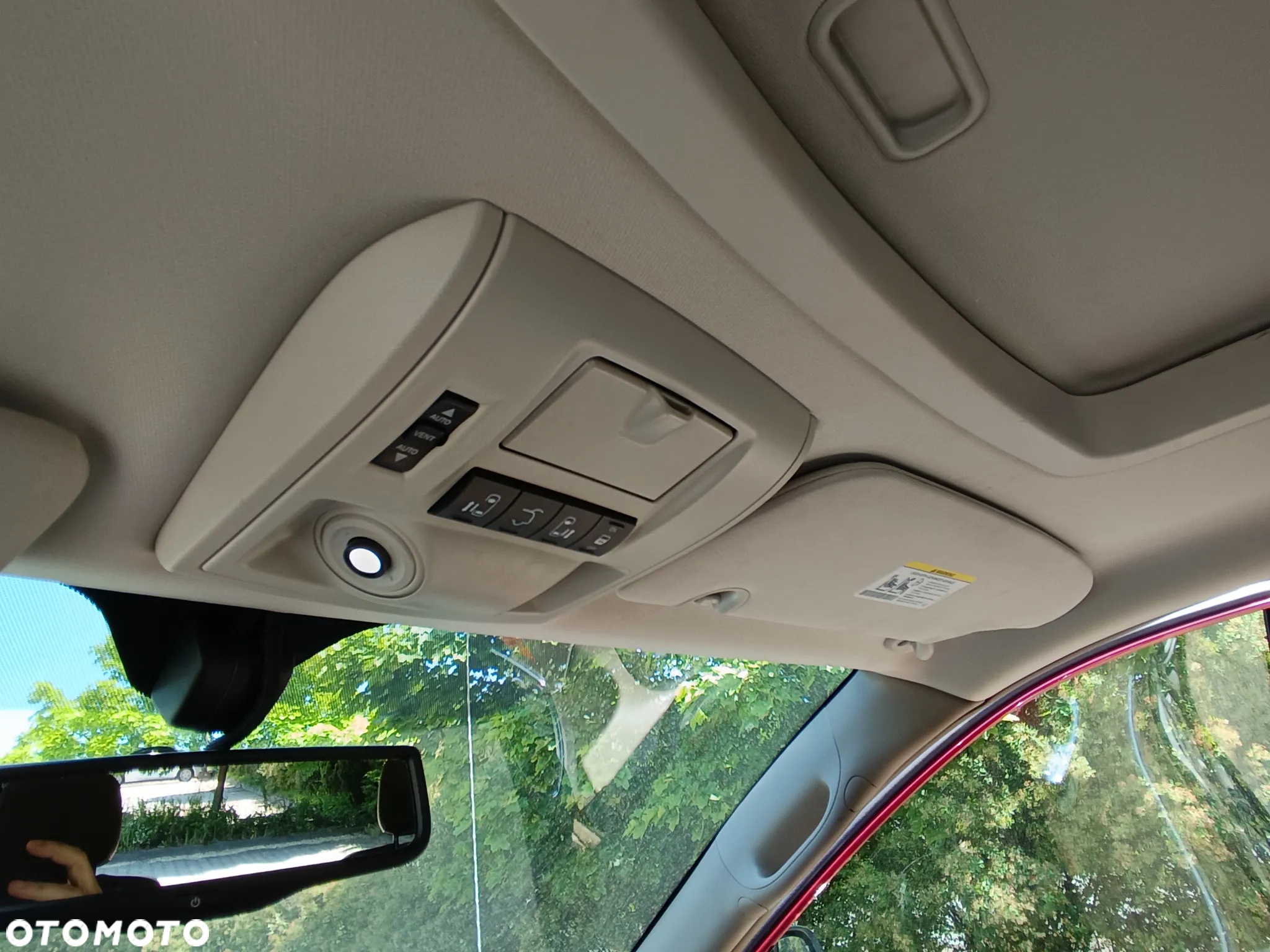 Chrysler Town & Country 3.6 Limited - 20