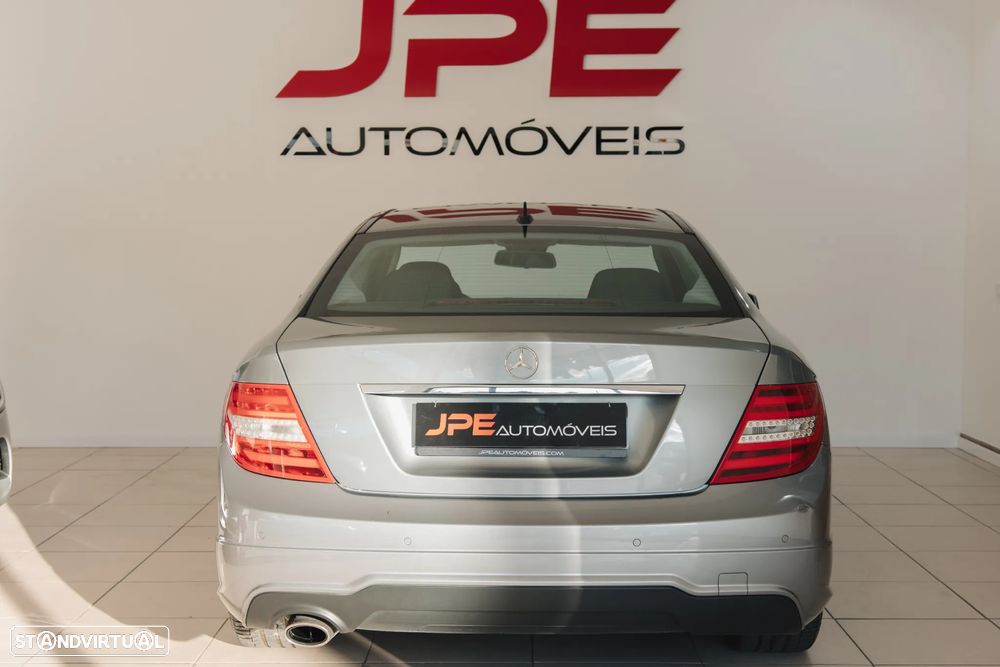 Mercedes-Benz C 180 - 5