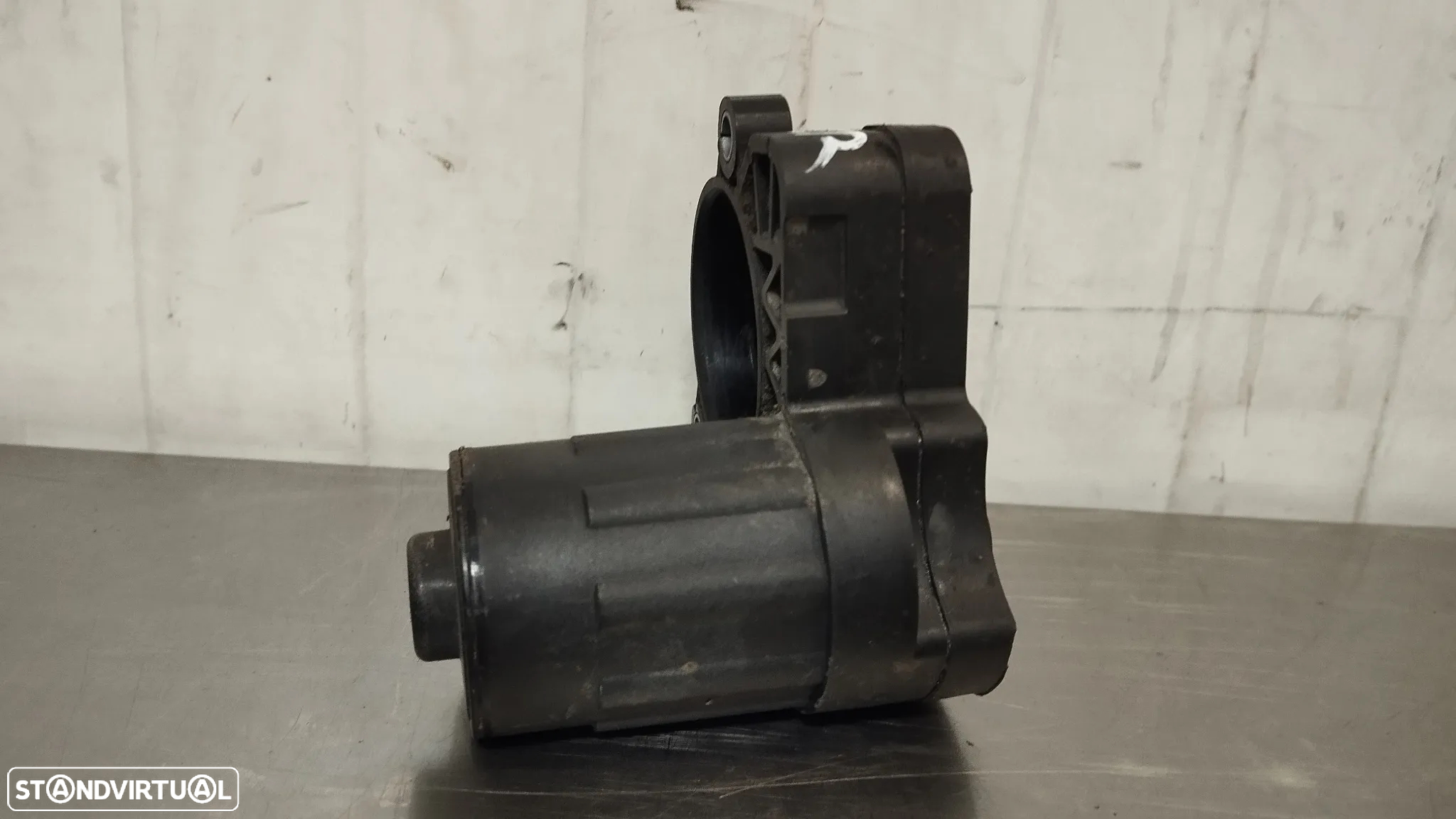 PINÇA / BOMBA DE TRAVÃO ELETRICA VOLKSWAGEN GOLF VII - TRAS ESQUERDA / DIREITA REF. 5Q0615405BC 5Q0615406BR - 2