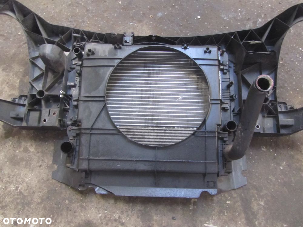 Volkswagen Crafter 06->2.5 pas przedni -komplet chłodnic - 8