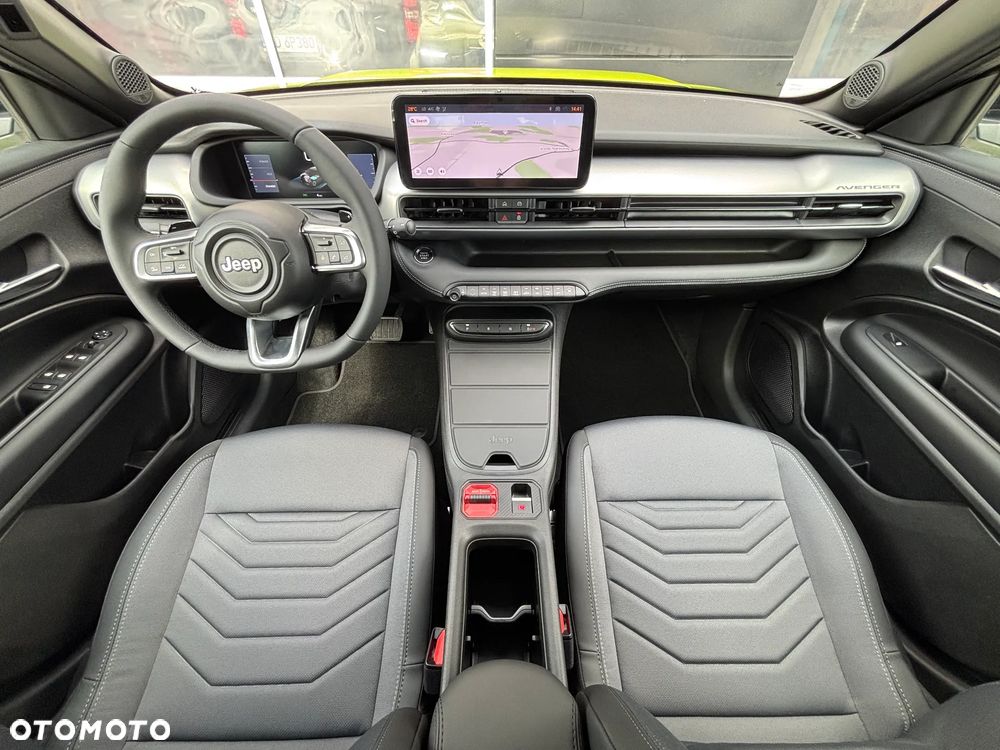 Jeep Avenger 1.2 T3 mHEV Summit FWD eDCT6 - 8
