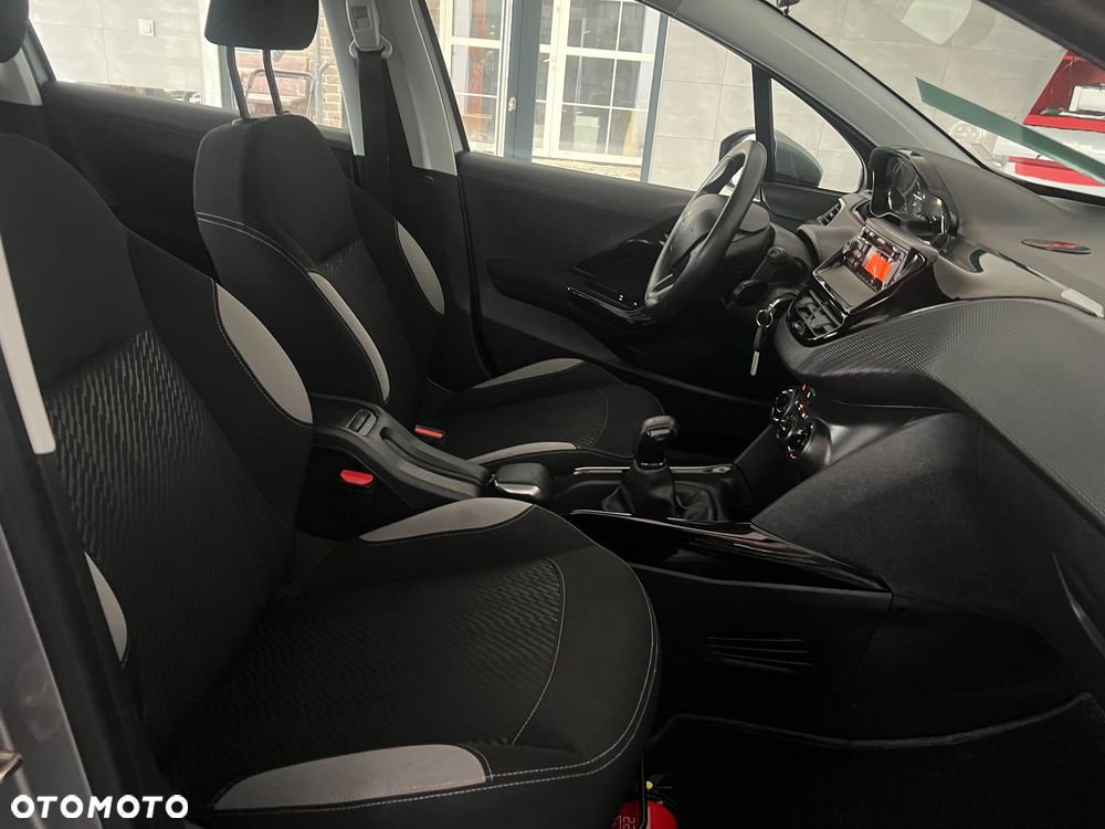 Peugeot 2008 PureTech 82 Allure - 27