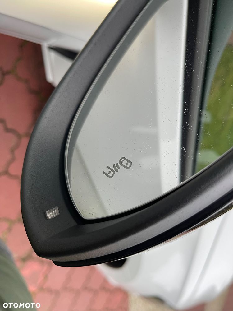 Volkswagen Golf Variant 1.6 TDI SCR IQ.DRIVE - 20