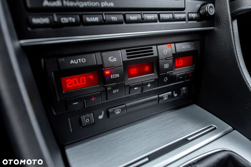 Audi A4 Limousine 2.0 T FSI quattro - 35
