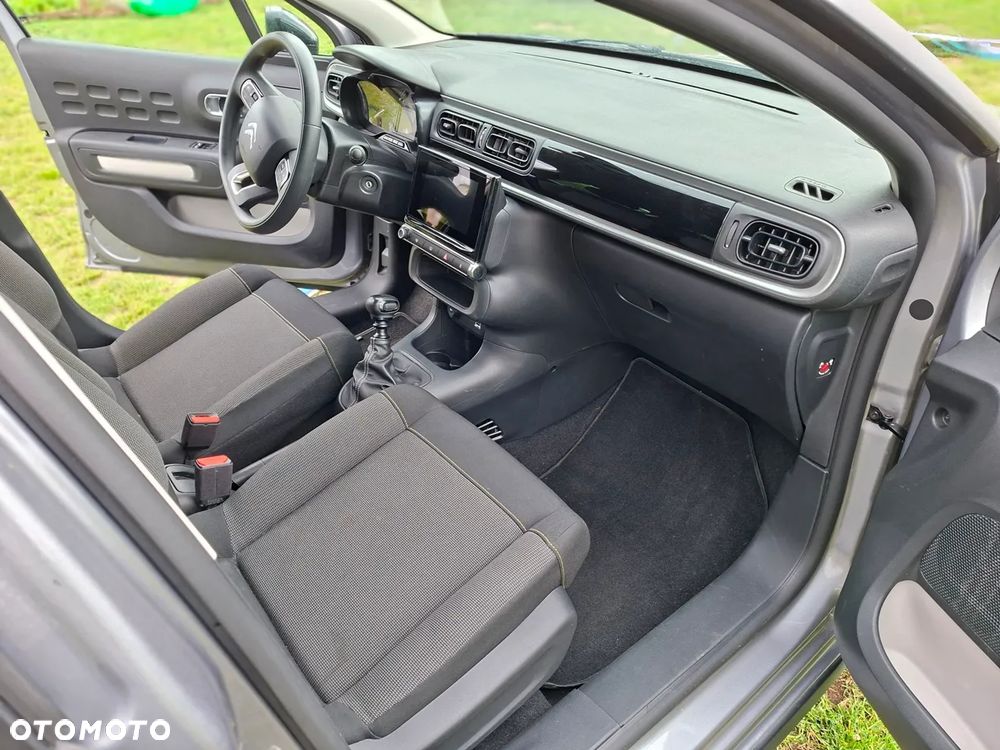 Citroën C3 BlueHDi 100 S&S PLUS - 11
