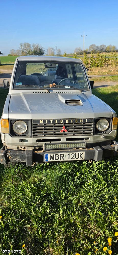 Mitsubishi Pajero - 1