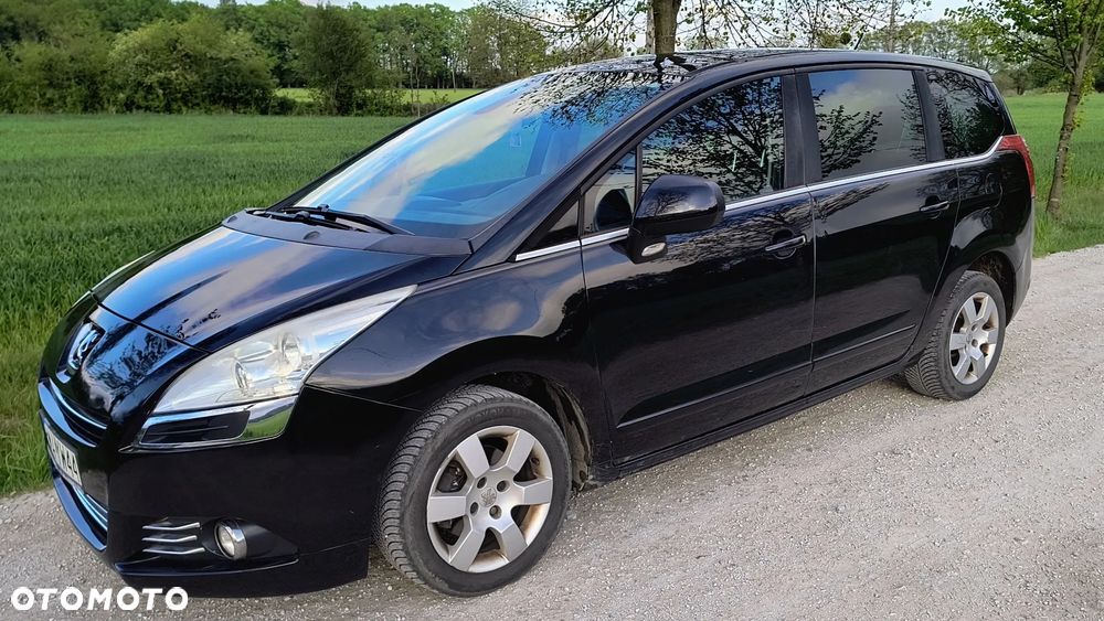 Peugeot 5008 - 3