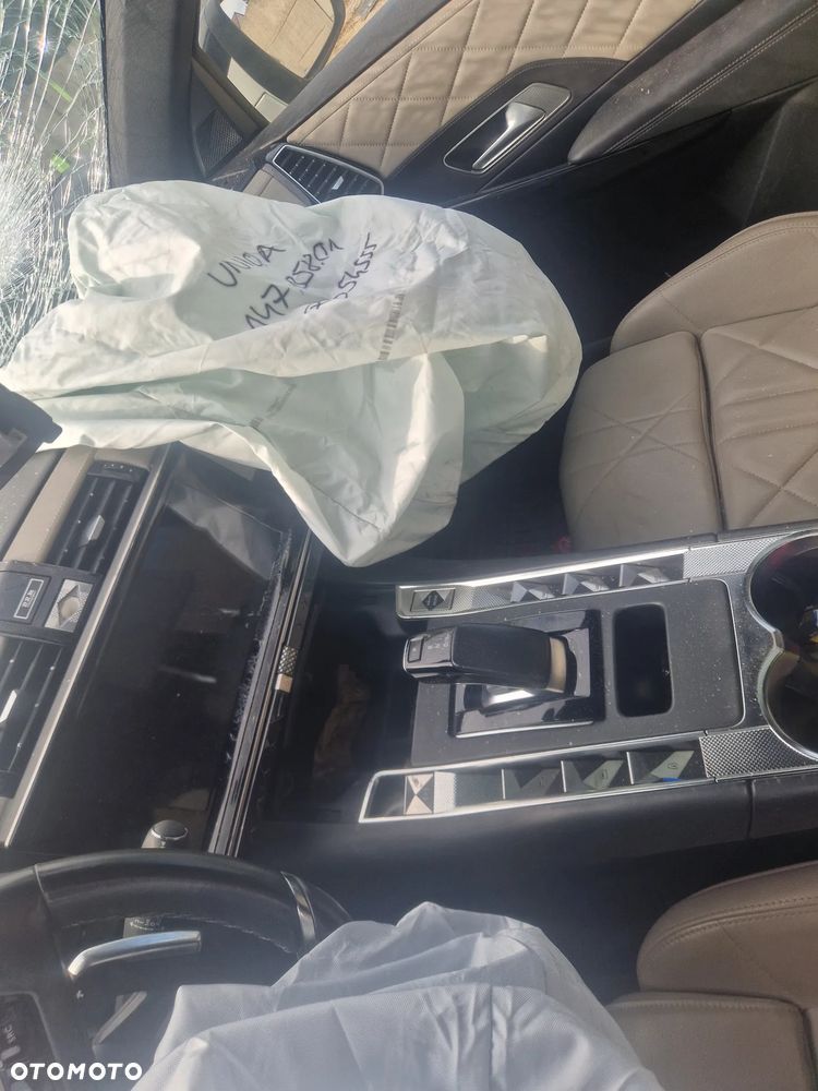 DS Automobiles DS 7 Crossback - 10