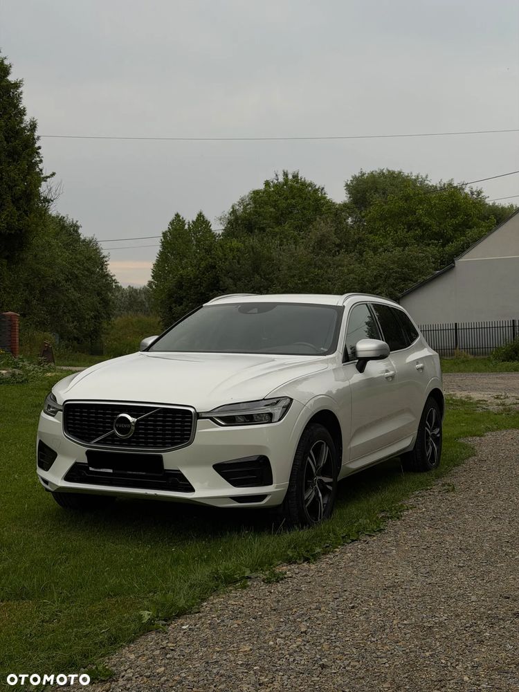 Volvo XC 60 T5 R-Design - 1