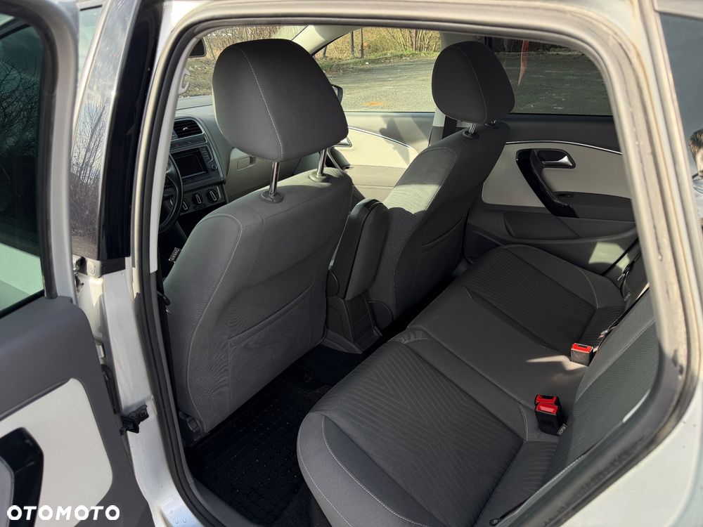 Volkswagen Polo 1.4 TDI BMT Highline - 11