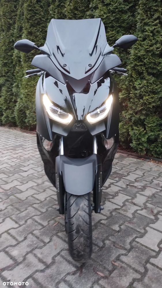 Yamaha X-max - 16
