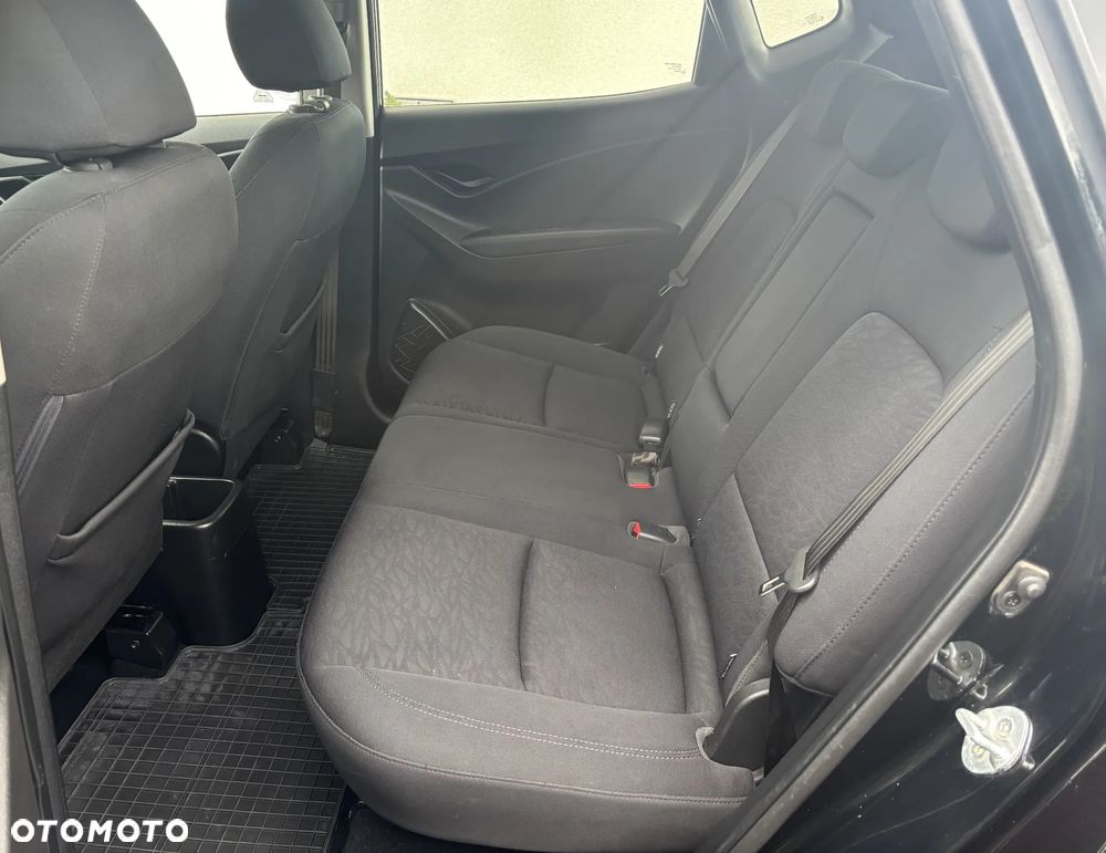 Hyundai ix20 1.6 Premium - 17