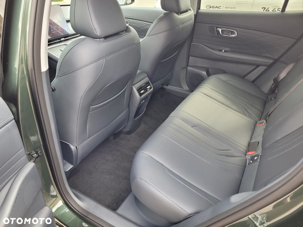 Geely Starray EM-i 1.5 PHEV Pro - 31