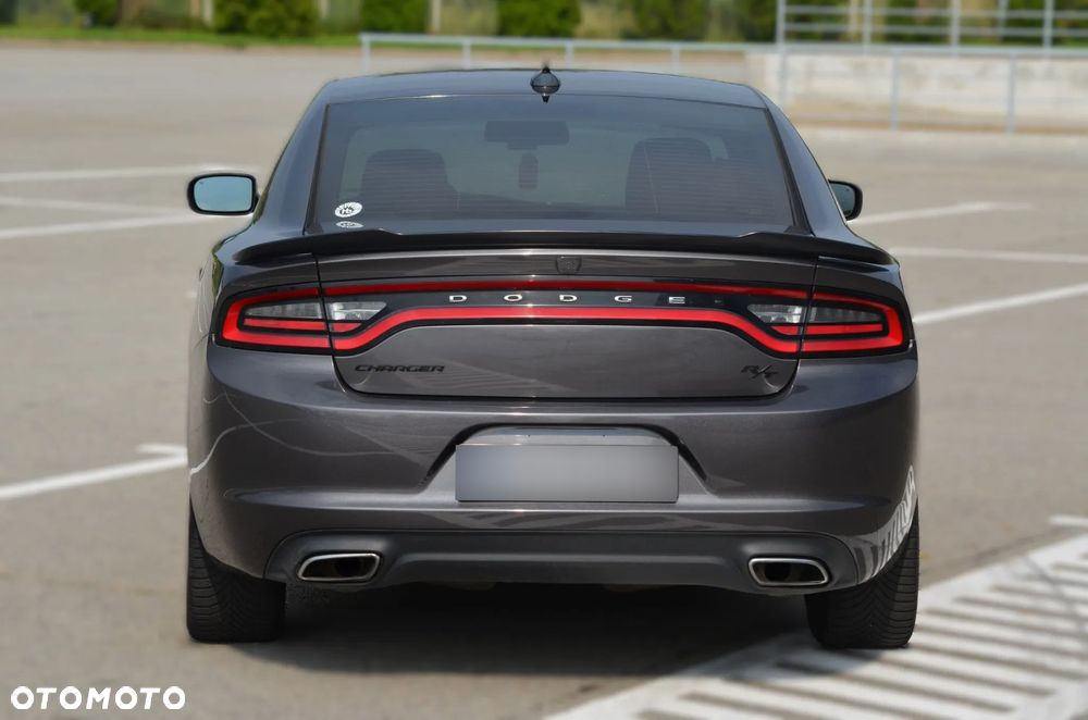 Dodge Charger 5.7 R/T - 10