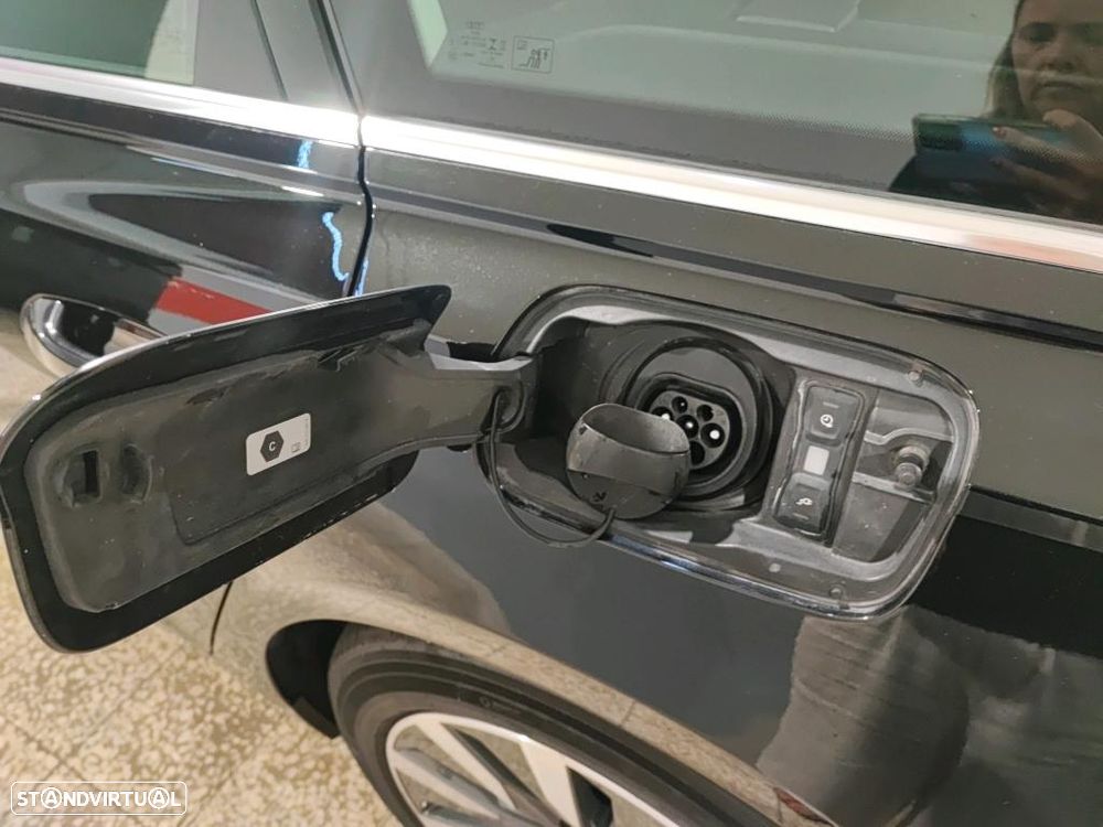 Audi A6 Avant 50 TFSIe quattro S tronic - 11