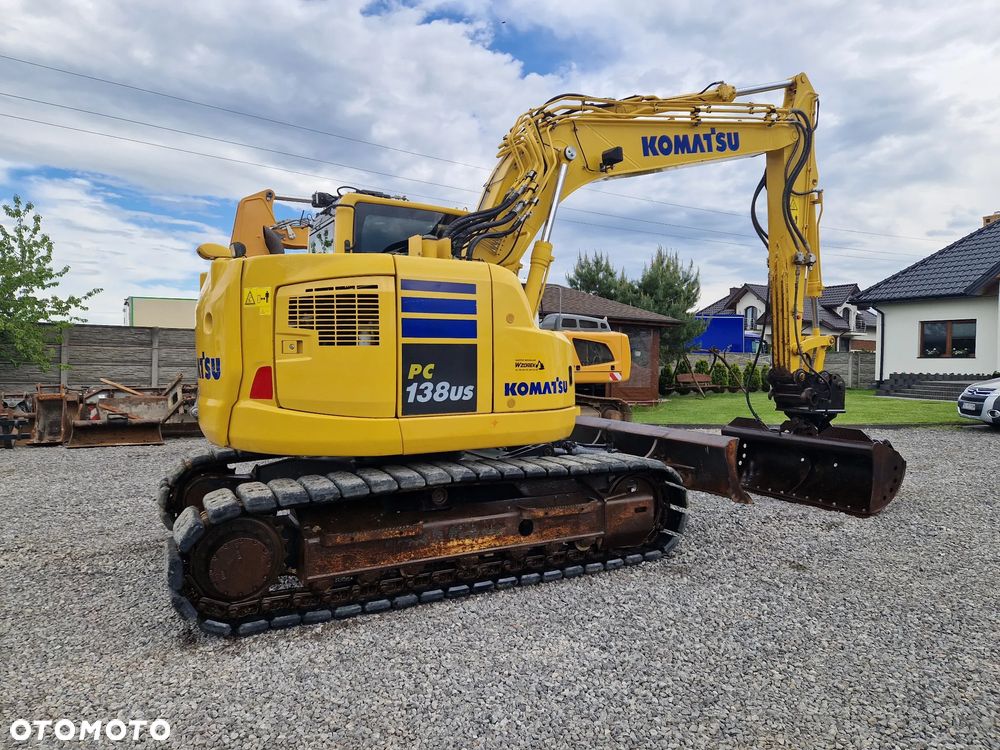 Komatsu PC138US - 10