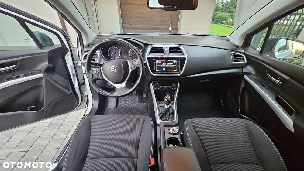 Suzuki SX4 S-Cross 1.4 Boosterjet Allgrip Comfort+ - 8
