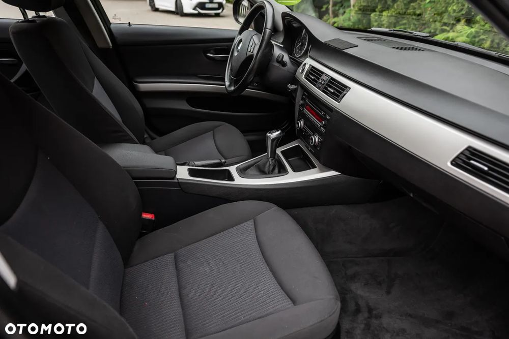 BMW Seria 3 318i Edition Lifestyle - 22