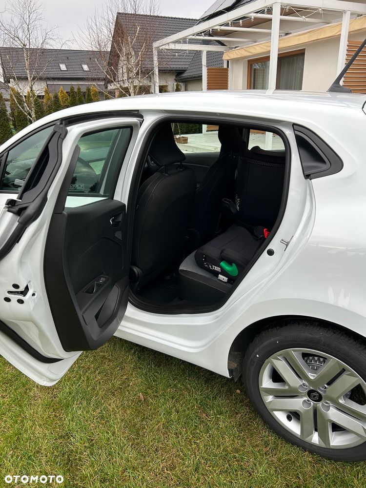 Renault Clio 1.0 TCe Evolution - 10