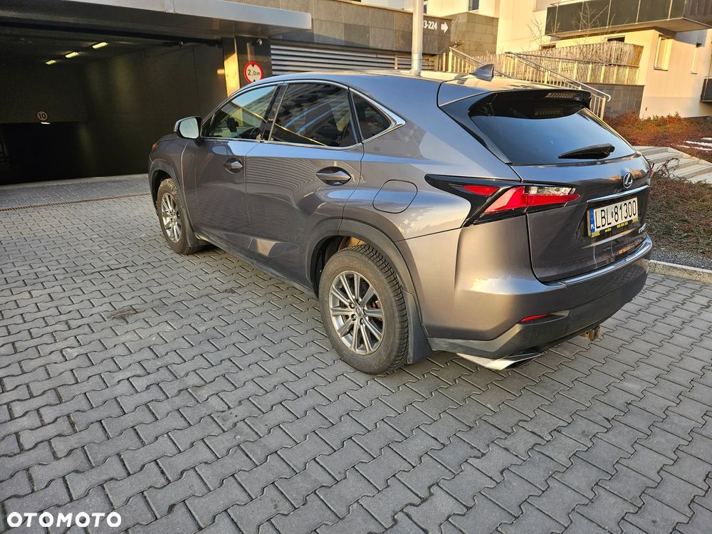 Lexus NX 200t AWD - 8