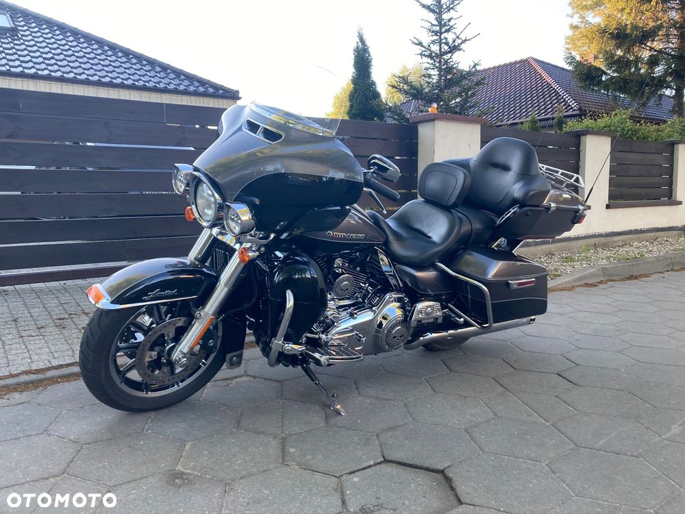 Harley-Davidson FLH Electra Glide - 2