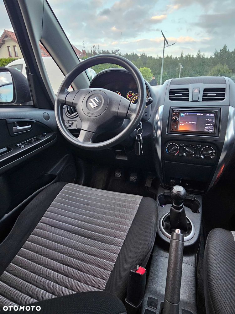 Suzuki SX4 - 6