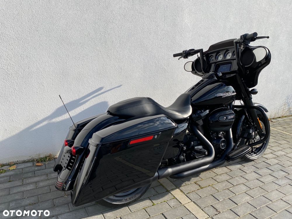 Harley-Davidson Touring Street Glide - 3