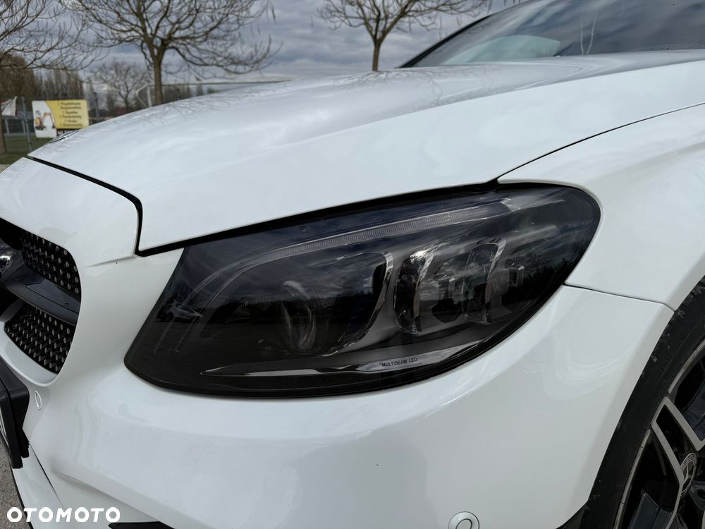 Mercedes-Benz Klasa C 300 9G-TRONIC - 14