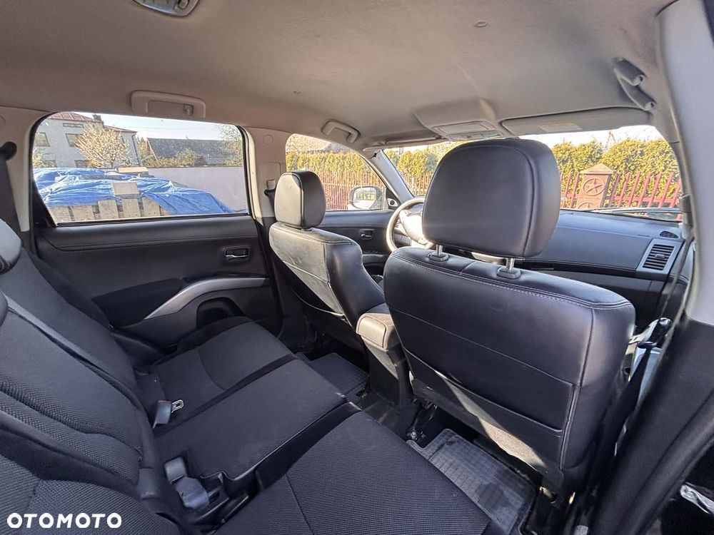 Mitsubishi Outlander 2.0 DID Instyle - 4