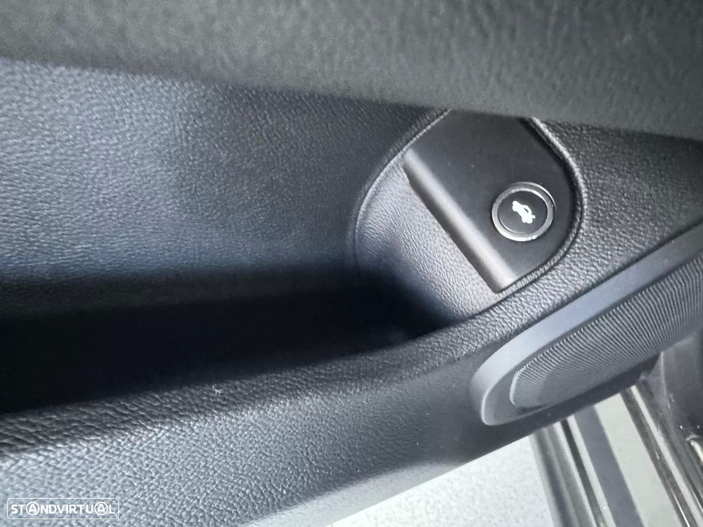 Maserati Ghibli 3.0 V6 - 46