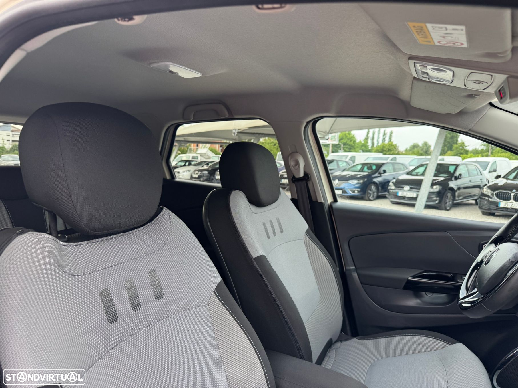 Renault Captur 0.9 TCE Exclusive - 12